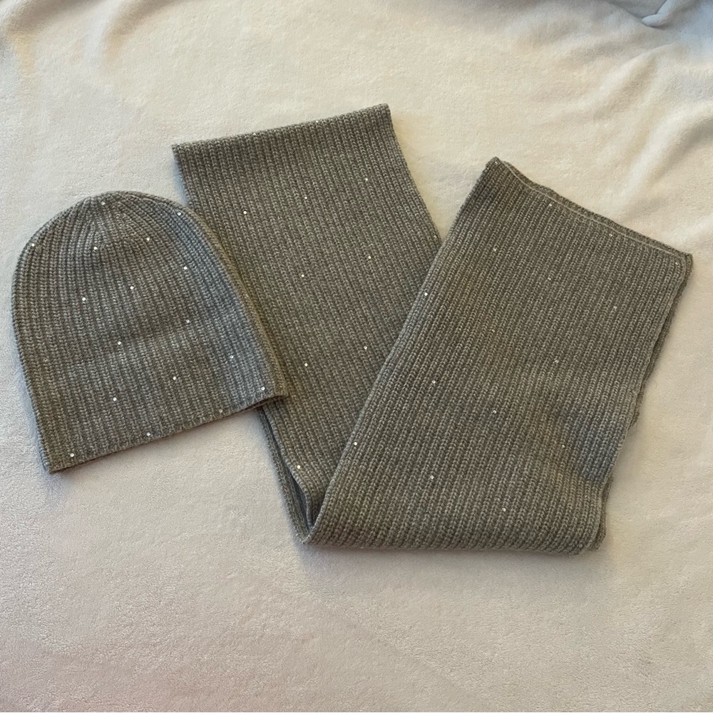 Cashmere UGG Scarf Set